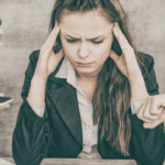 Mais de 30% milhões de trabalhadores sofrem de 'Síndrome de Burnout'; saiba o que é e quais os sintomas