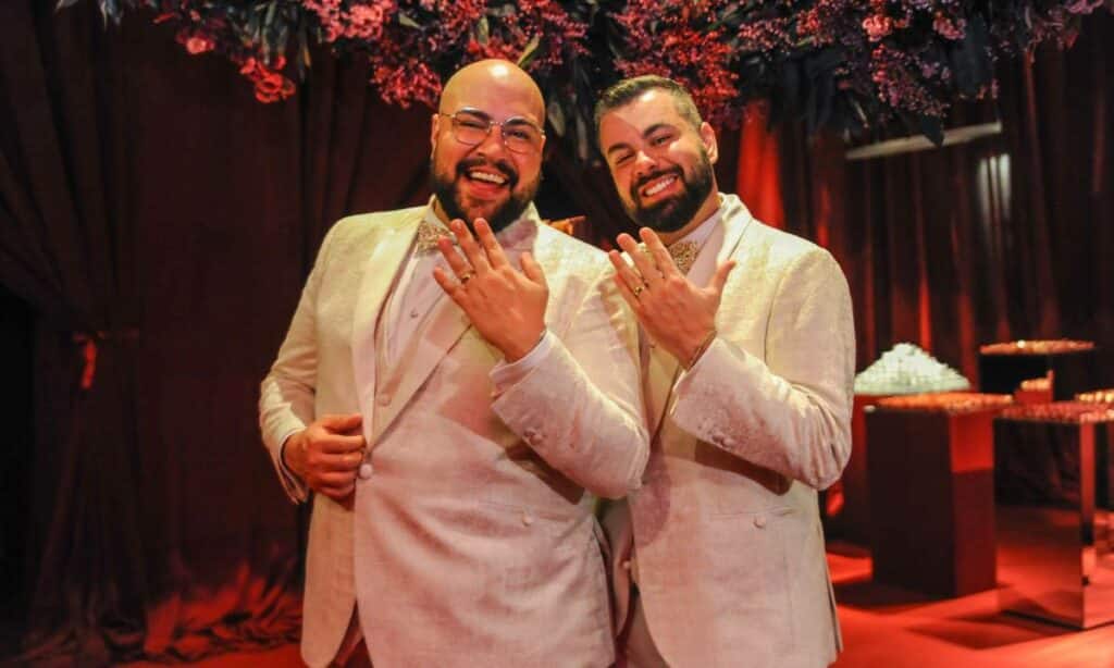 Tiago Abravanel e Fernando Poli se casam em São Paulo