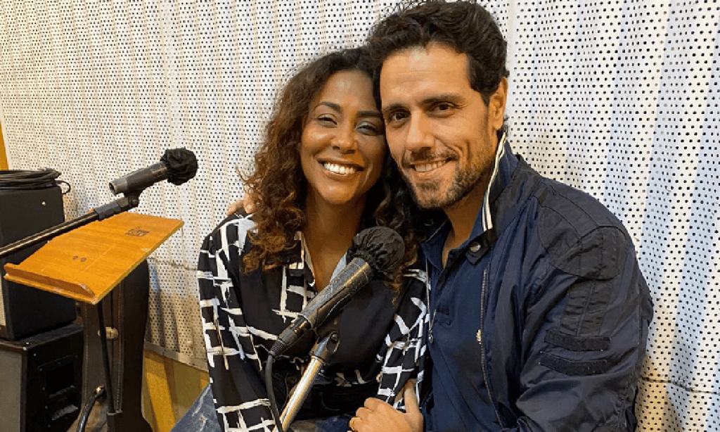 Thiago Aracam recebe Ana Mametto em show no Teatro Castro Alves