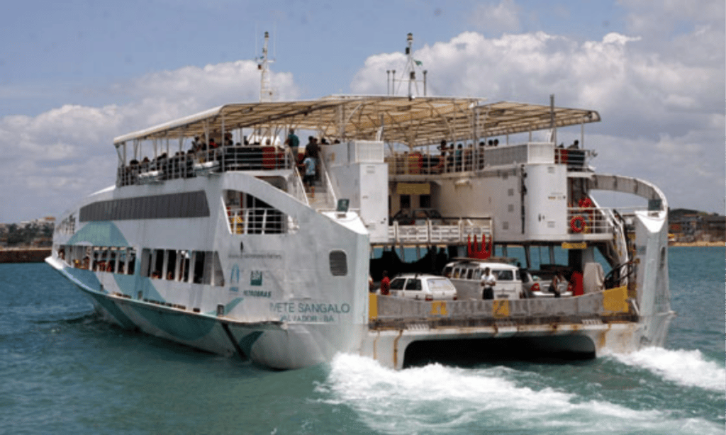 Usuários do Sistema Ferry Boat enfrentam transtornos para embarque nesta terça-feira (8); entenda