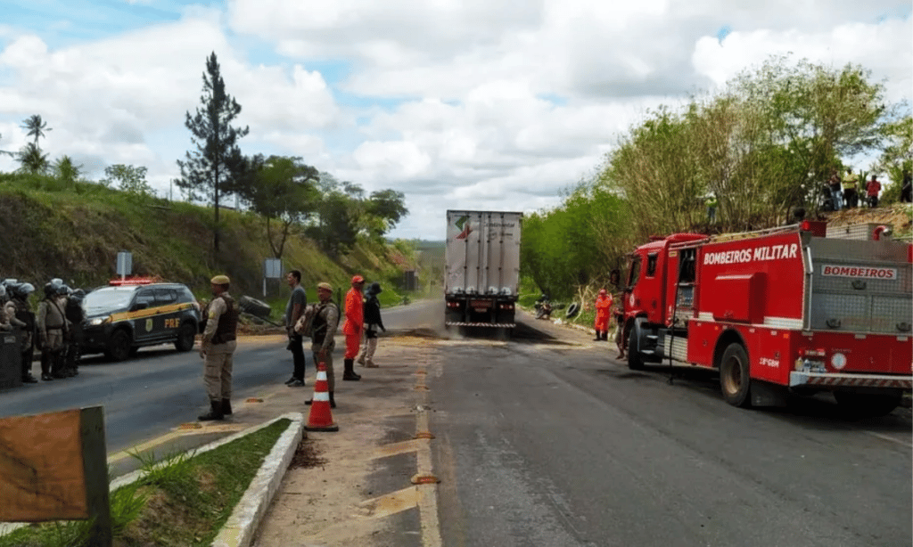 Bloqueios nas estradas que cortam a Bahia são desmobilizados, diz PRF