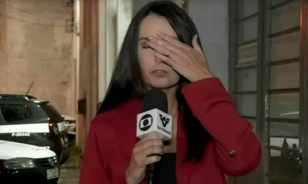 Repórter de afiliada da Globo passa mal durante cobertura e desmaia ao vivo