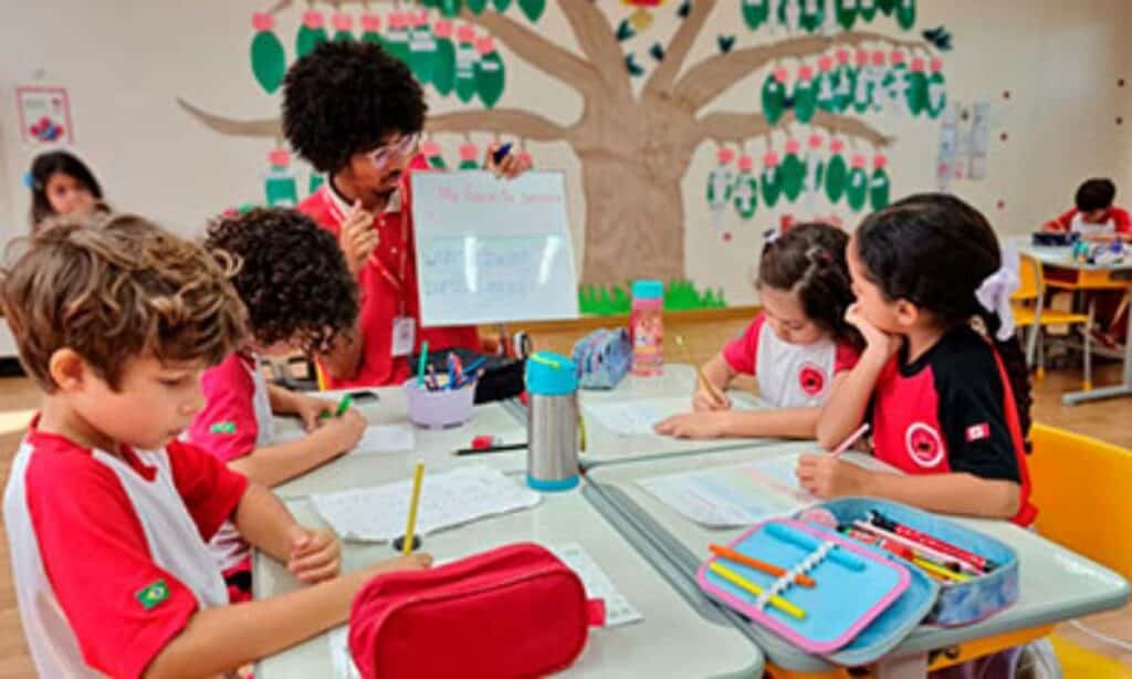 Soft skills: ensino bilíngue contribui para o desenvolvimento de habilidades profissionais