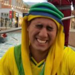 Baiano viraliza nas redes sociais com vídeo em que imita cobradores de vans de Salvador em canoa na Copa
