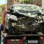 Acidente entre dois carros deixa cinco feridos na Avenida Gal Costa, em Salvador