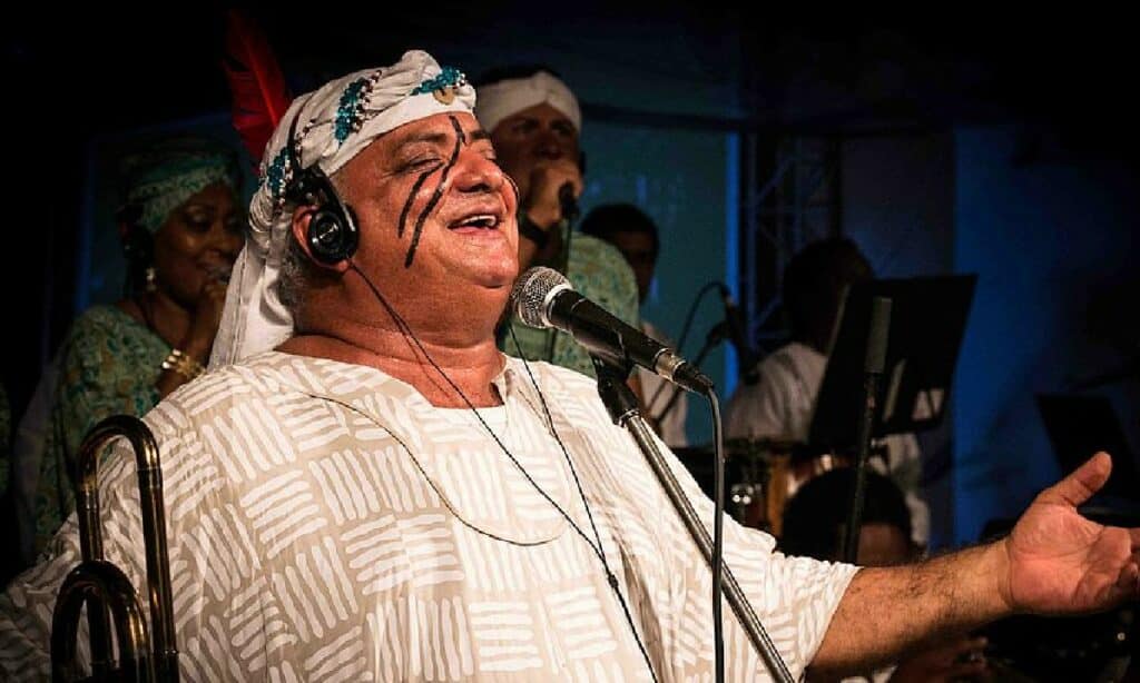 Dono do clássico ‘É D’Oxum’, Gerônimo celebra 70 anos com show na Casa Rosa: ‘Fazendo história para que alguém possa contá-la’