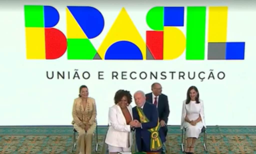 Margareth Menezes e Rui Costa são empossados como ministros em Brasília