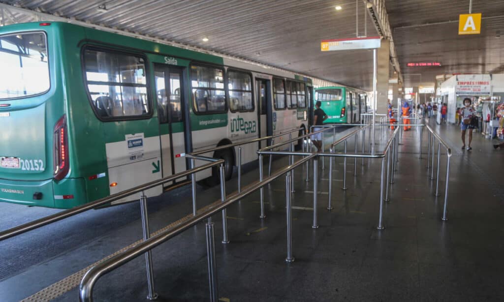 Salvador terá esquema de transporte com ônibus até a madrugada no Festival de Verão; confira