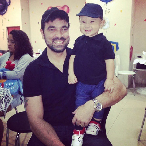 Filho e marido de Priscila Pires (Foto: Reprodução/Instagram)